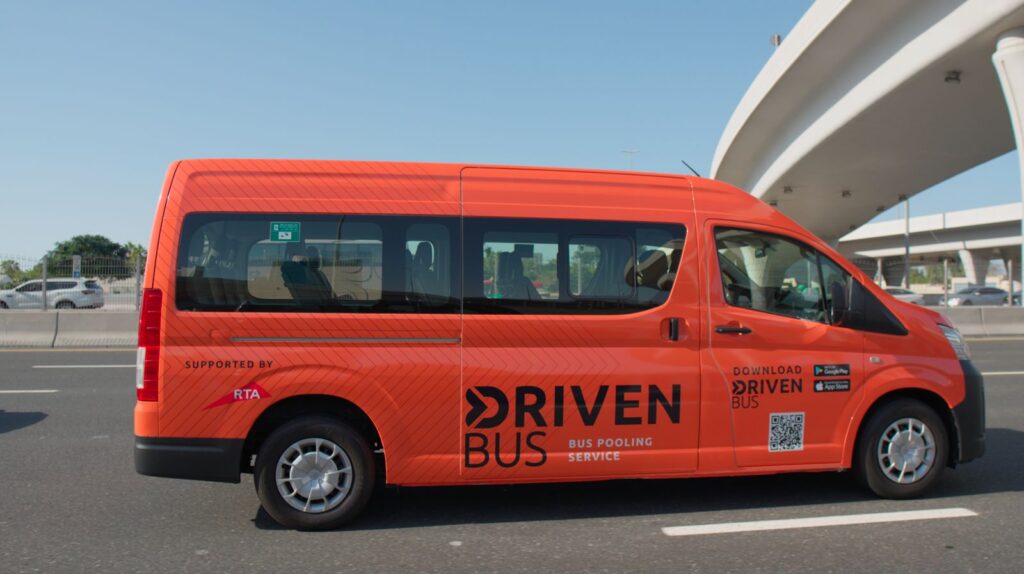 Car Lift Sharjah to Dubai Daily Comfortable Rides. Car lift Dubai 12 passenger Mini Bus